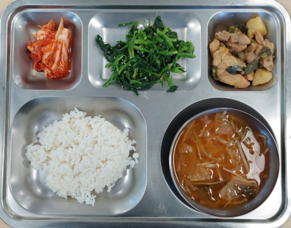 accb6e0e524a560fe0d7c4d5ff70eec4_1744095052_9485.jpg